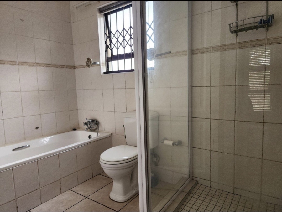 5 Bedroom Property for Sale in Doringkruin North West